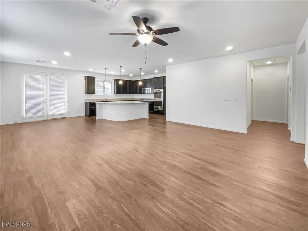 6220 Cotinga Street Property Photo 9