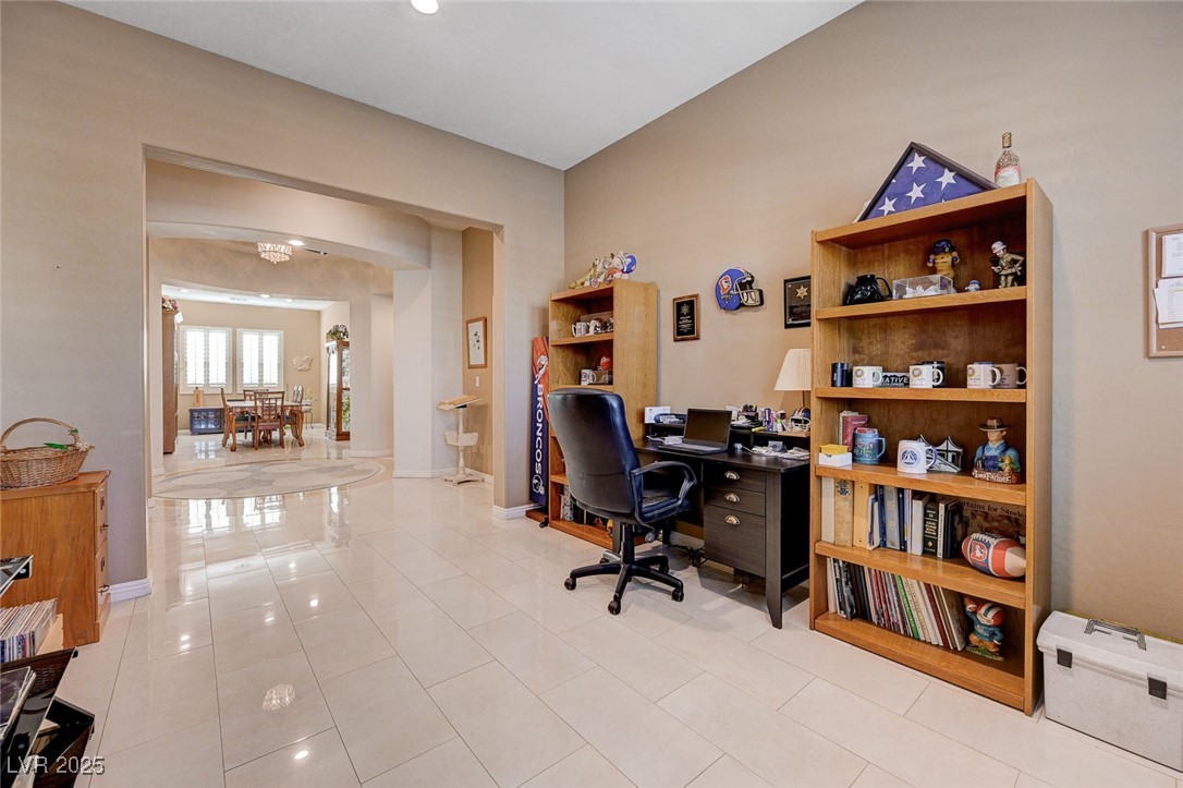2425 Amatrice Street Property Photo 14