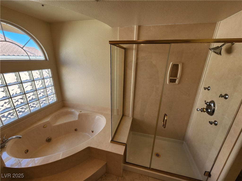 11237 Campsie Fells Court Property Photo 27