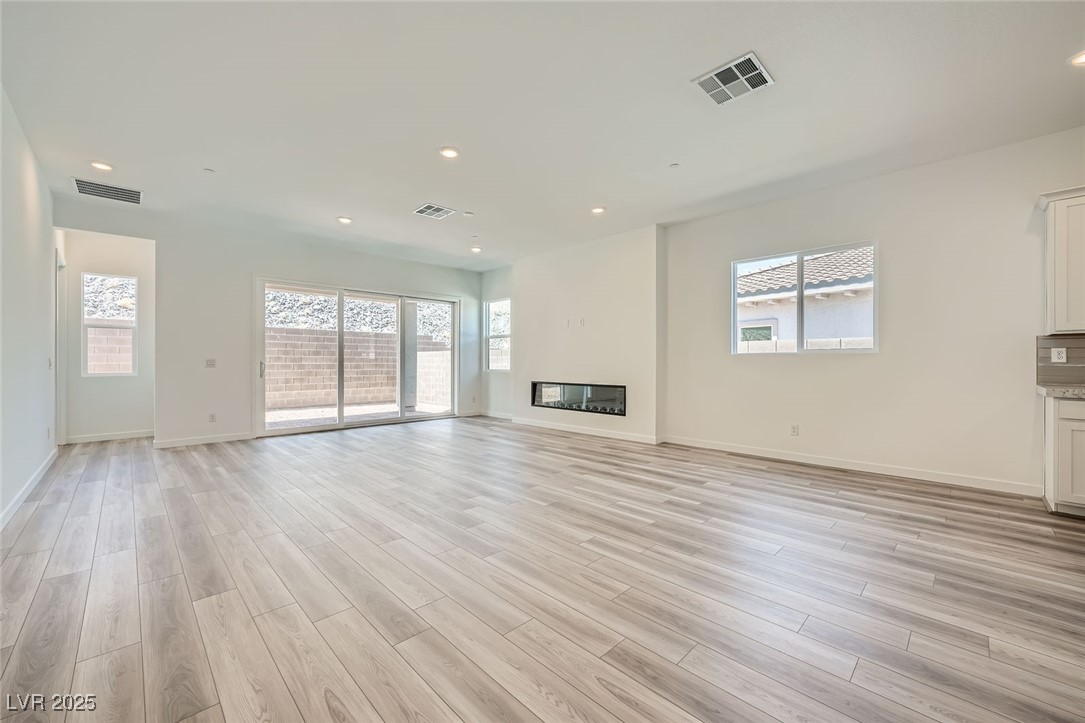 63 Ibiza Lake Drive Property Photo 2