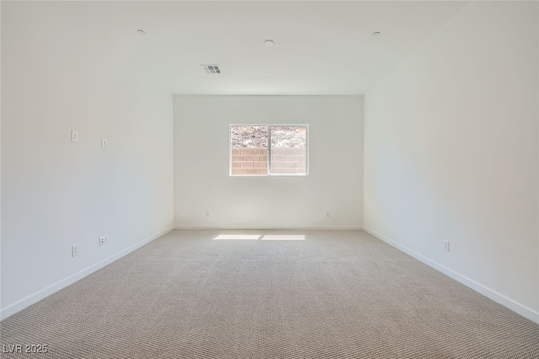 63 Ibiza Lake Drive Property Photo 3