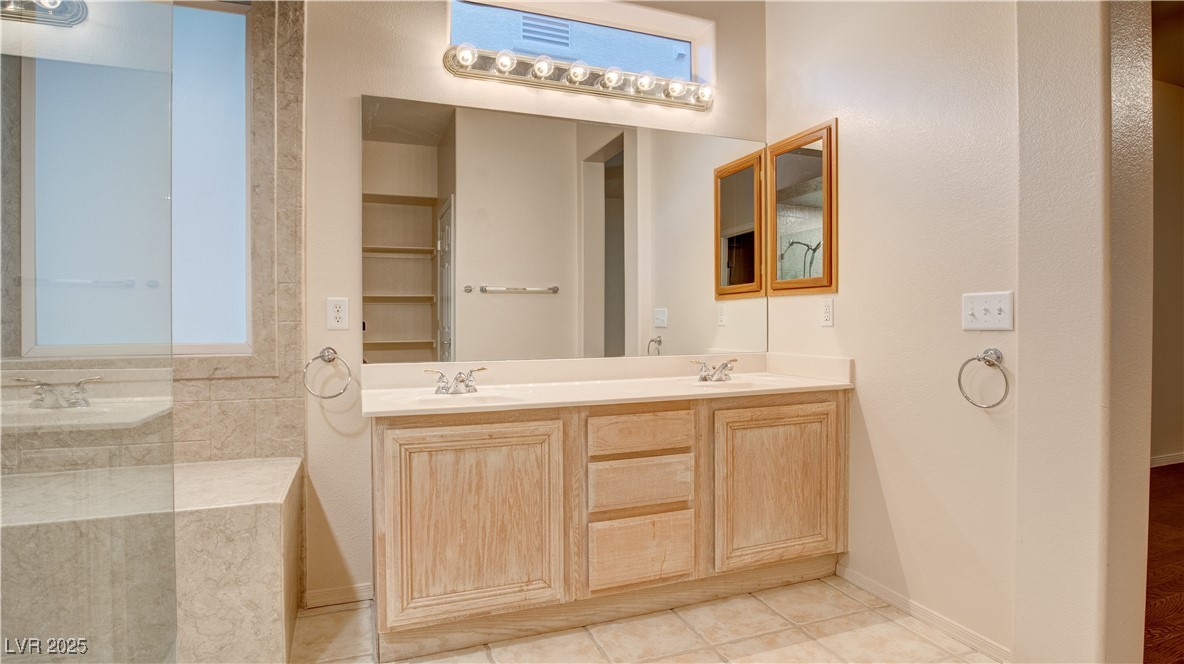 2771 Fort Myer Avenue Property Photo 19
