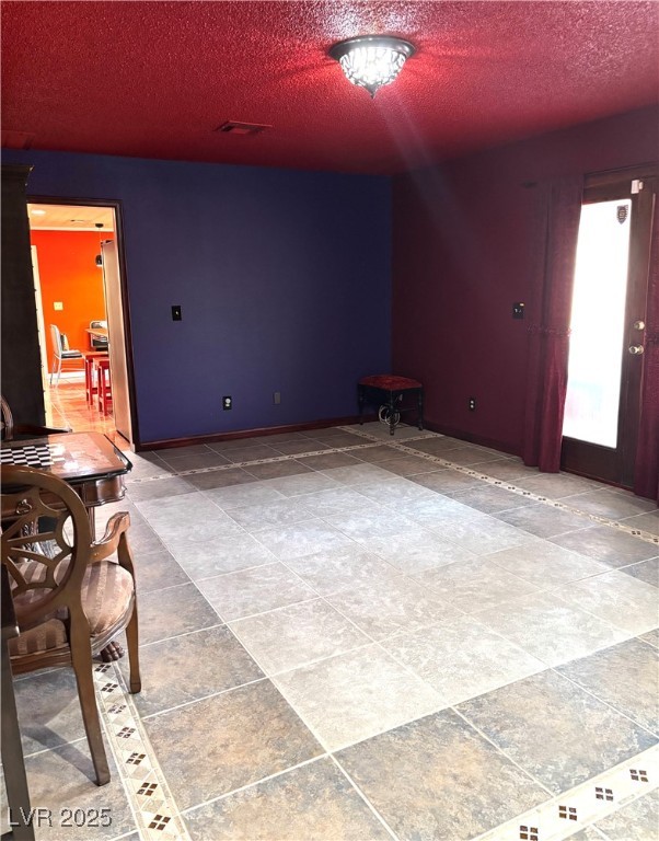 7415 Constantinople Avenue Property Photo 3