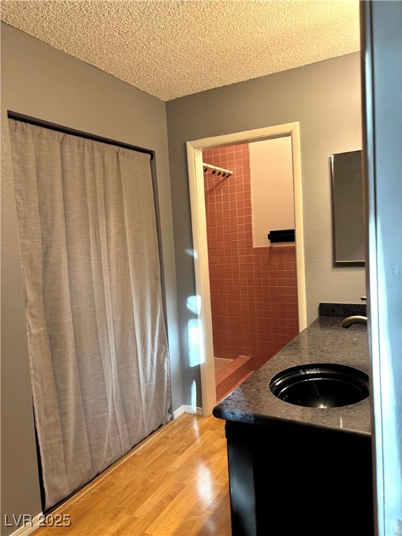 7415 Constantinople Avenue Property Photo 27