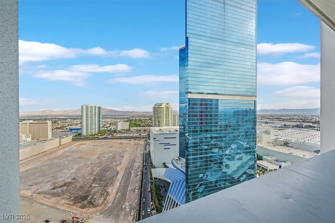 2700 Las Vegas Boulevard 3105 Property Photo 8