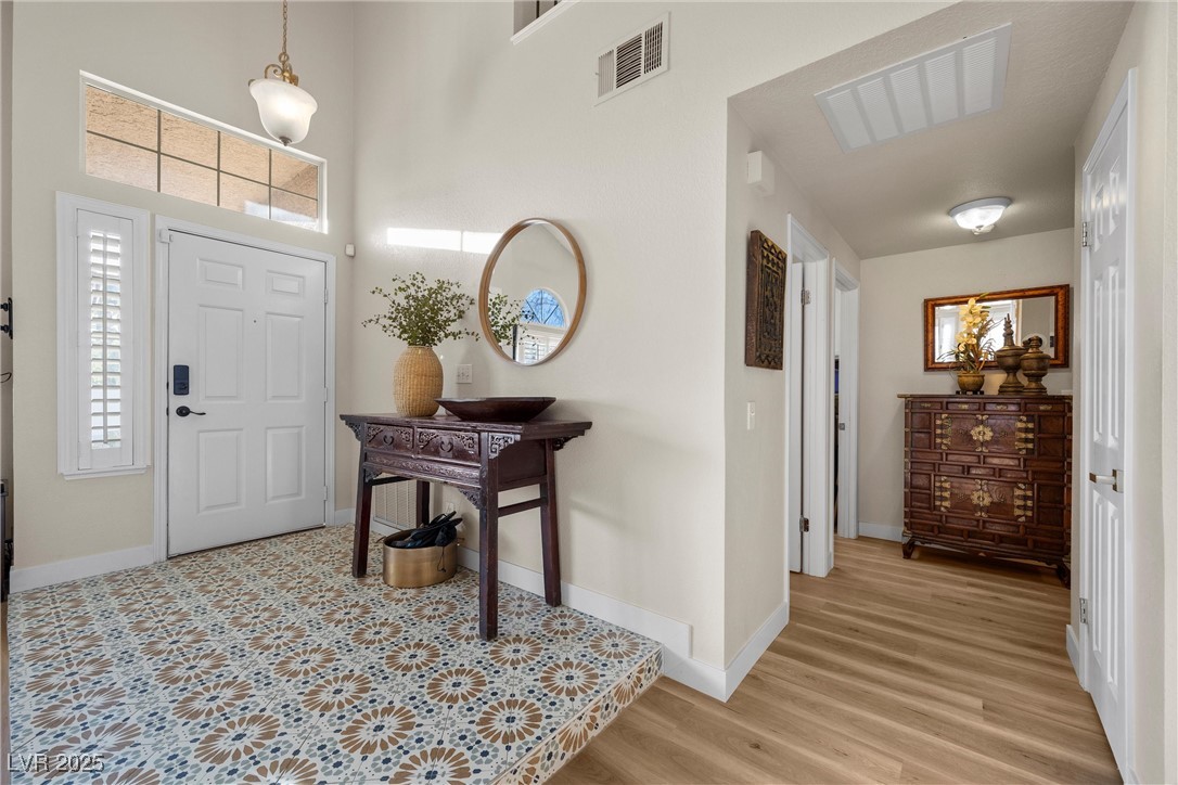3324 Canyon Lake Drive Property Photo 7