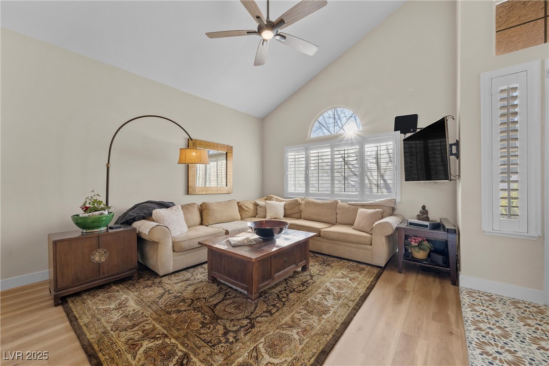 3324 Canyon Lake Drive Property Photo 8