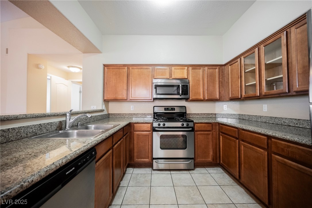 10233 King Henry Avenue 203 Property Photo 3