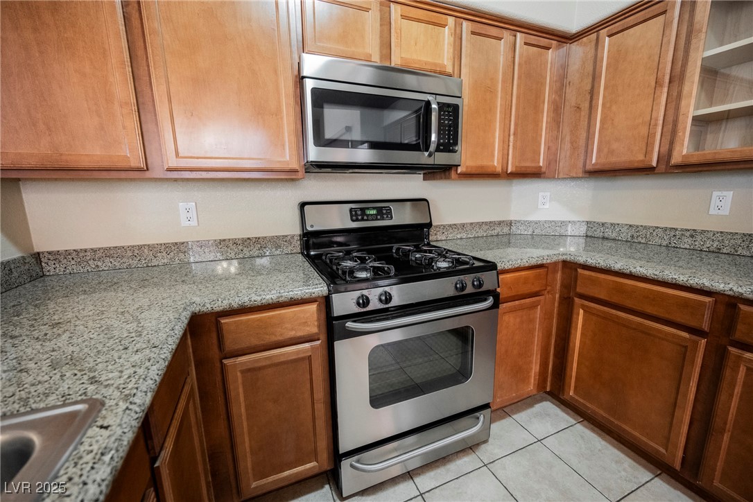 10233 King Henry Avenue 203 Property Photo 6