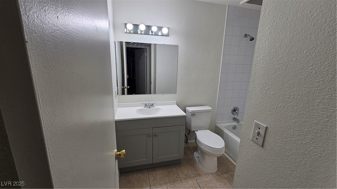 6772 Ledgewood Drive Property Photo 10