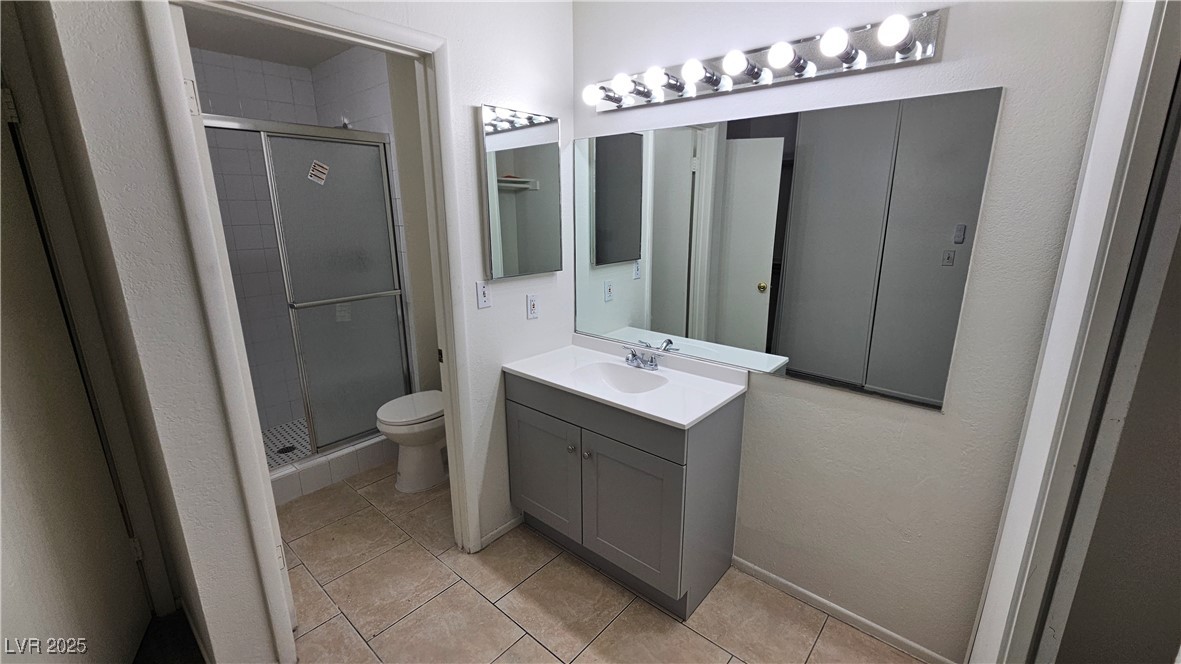 6772 Ledgewood Drive Property Photo 12