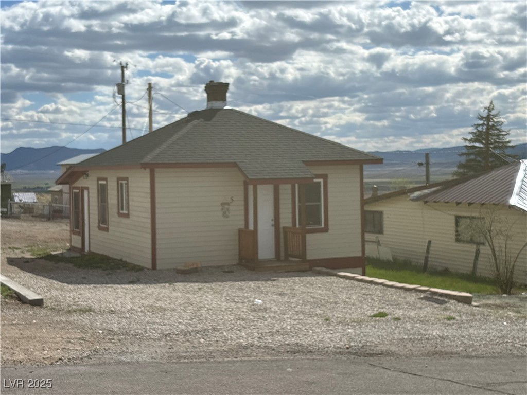 5 Avenue B Property Photo 2