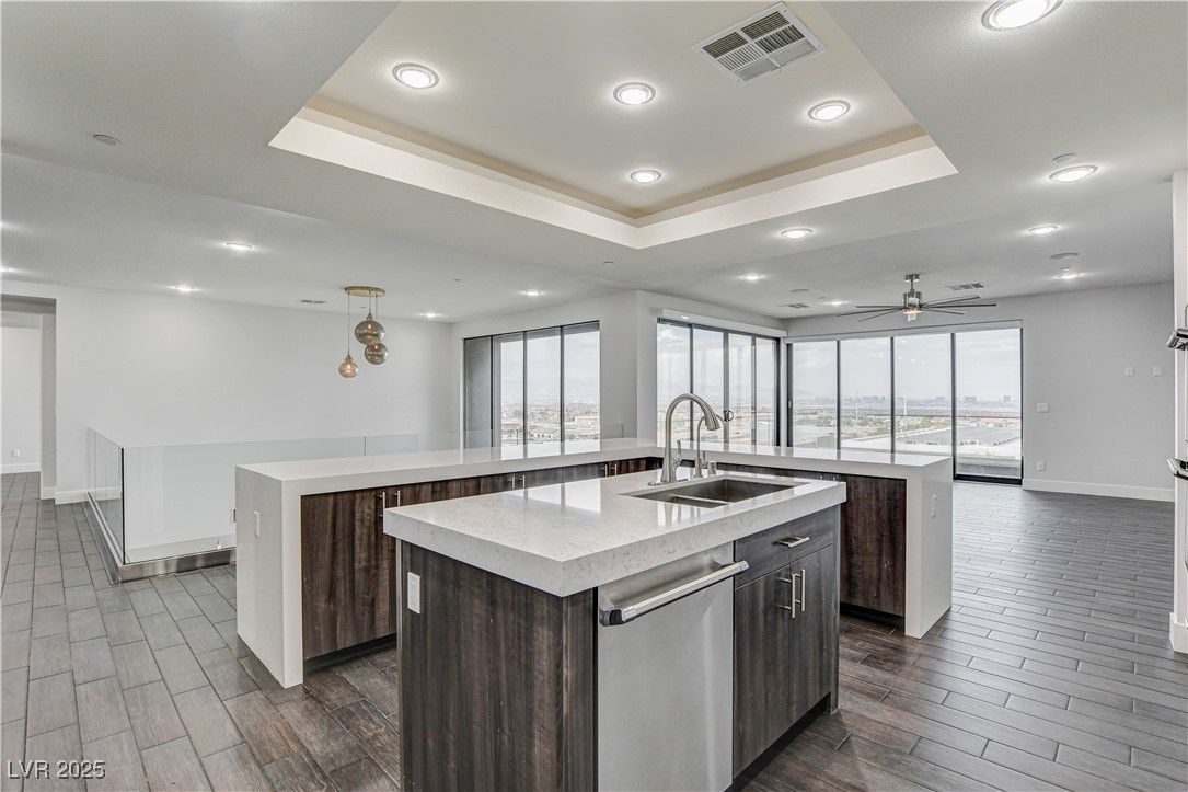 2272 Horizon Light Court Property Photo 10