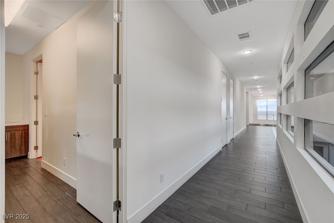 2272 Horizon Light Court Property Photo 45