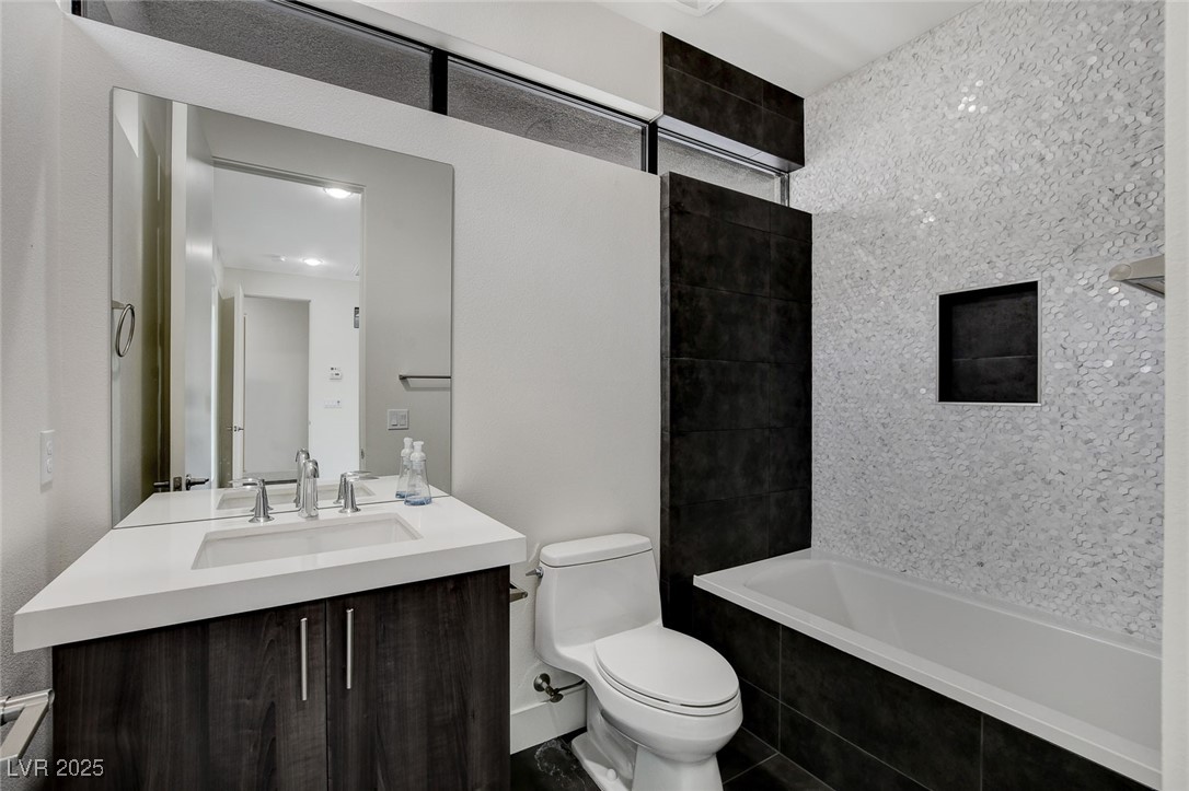 2272 Horizon Light Court Property Photo 49