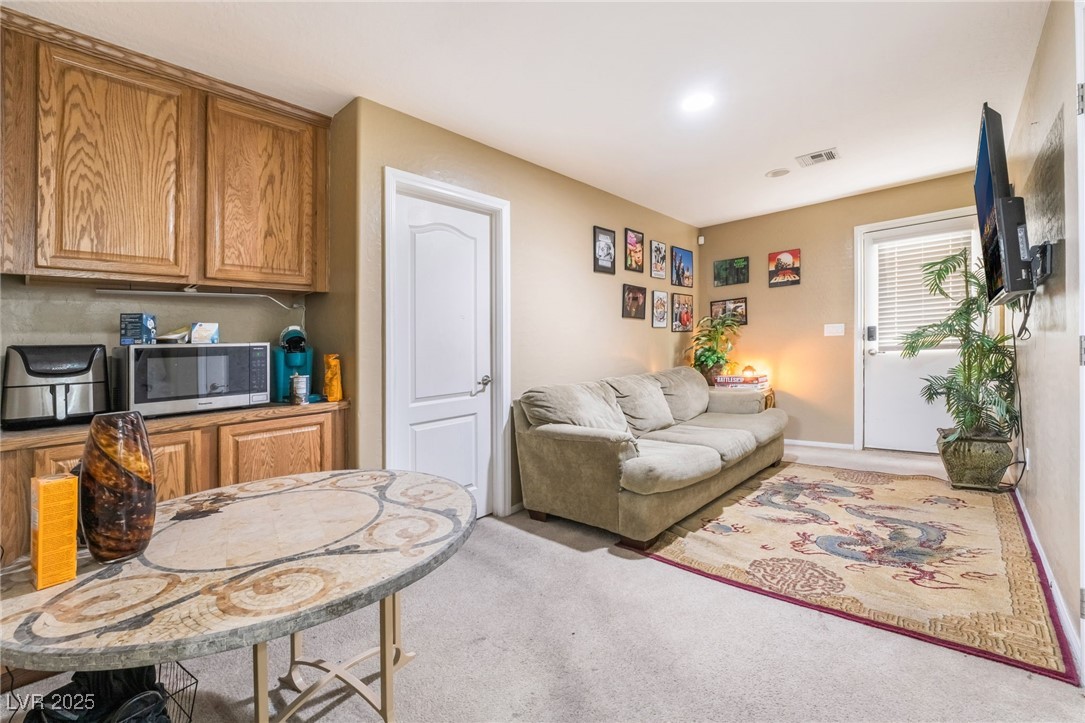 5916 Magic Oak Street Property Photo 6