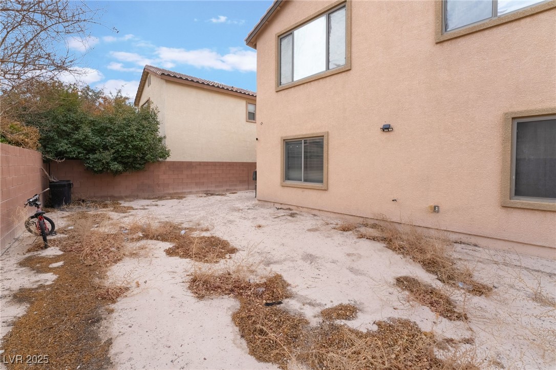 5916 Magic Oak Street Property Photo 37