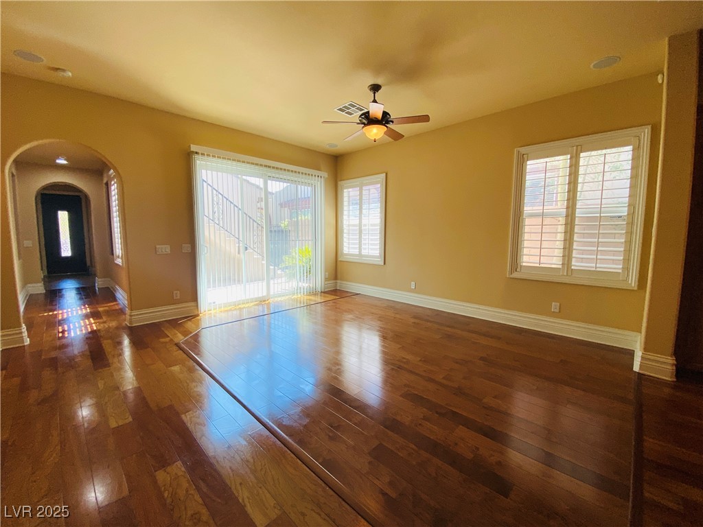158 Crooked Putter Drive Property Photo 4