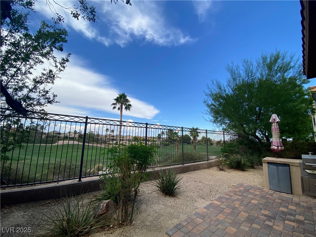 158 Crooked Putter Drive Property Photo 43