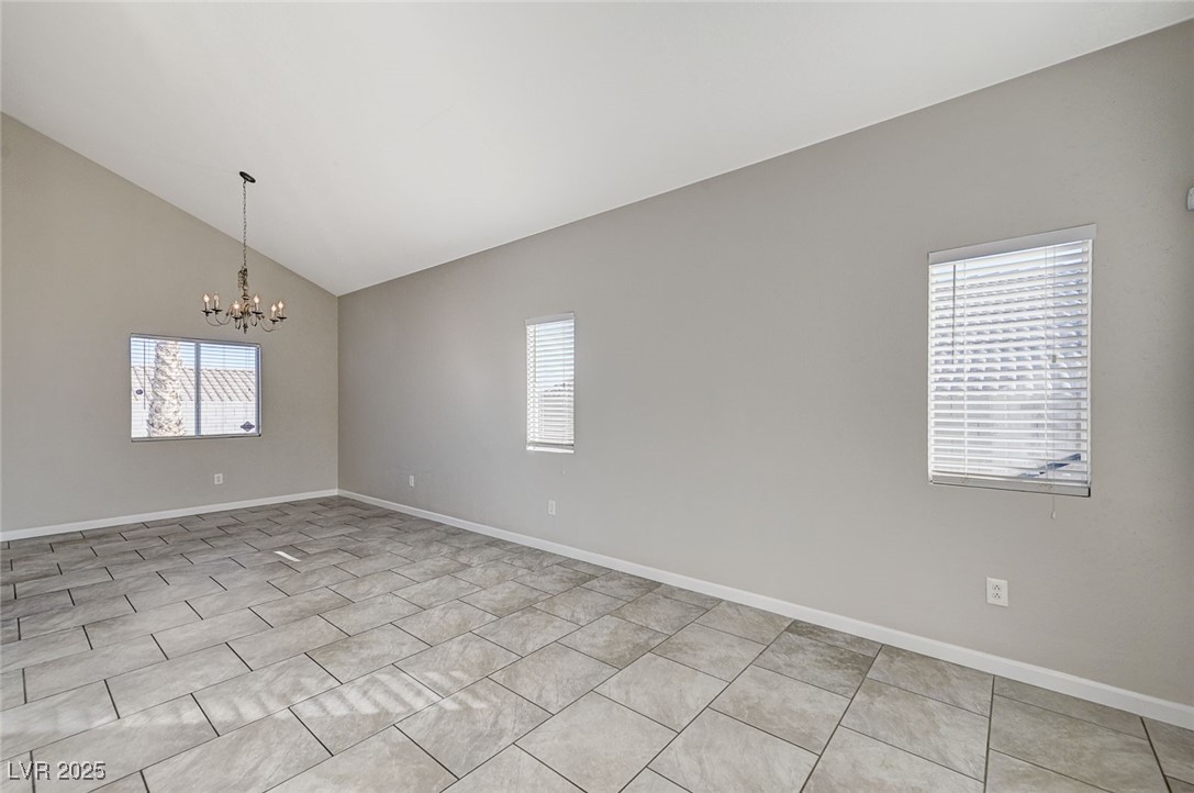 2526 Rocky Countryside Street Property Photo 6