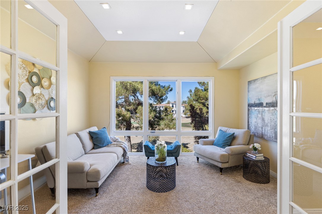 8320 Carmel Ridge Court Property Photo 17