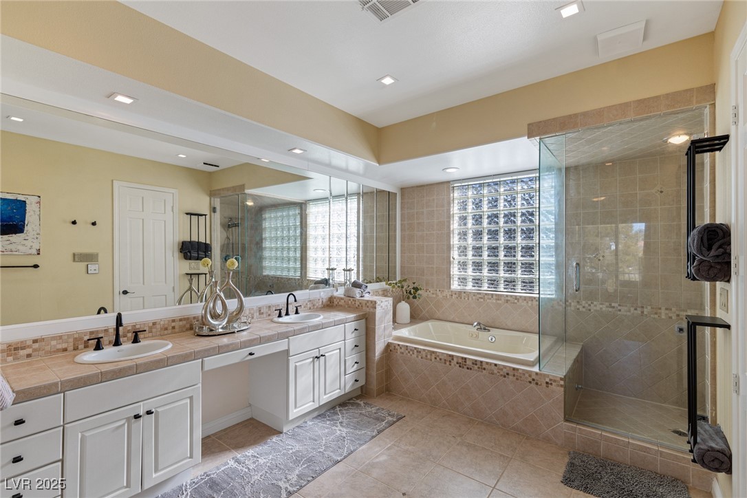 8320 Carmel Ridge Court Property Photo 21