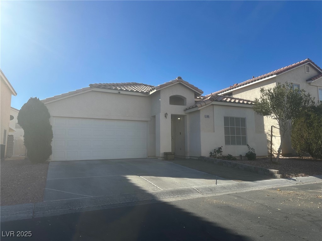 5005 Prairie Springs Court Property Photo 1