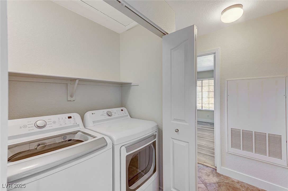 2633 South Durango Drive 201 Property Photo 19