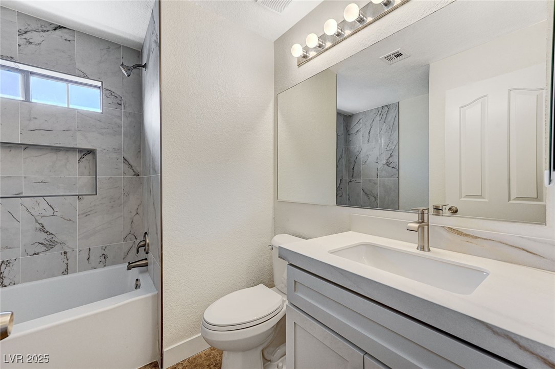 2633 South Durango Drive 201 Property Photo 20