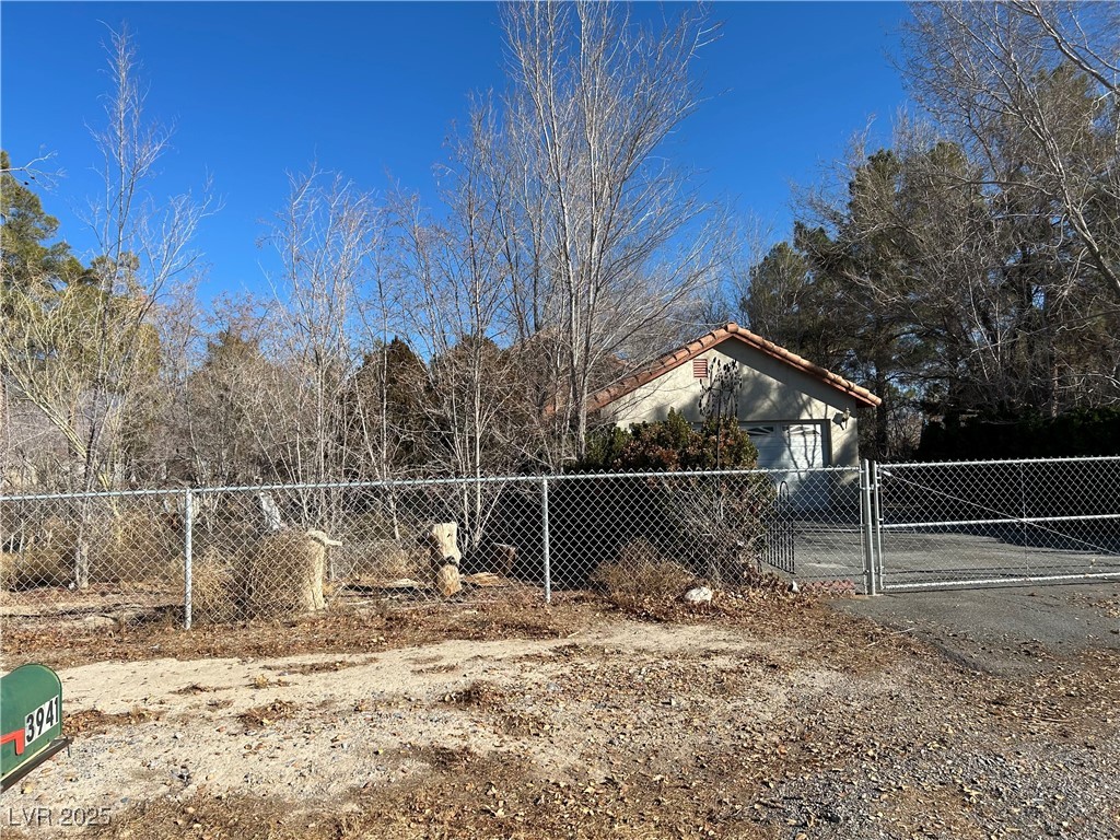 3941 Dennis Street Property Photo 22