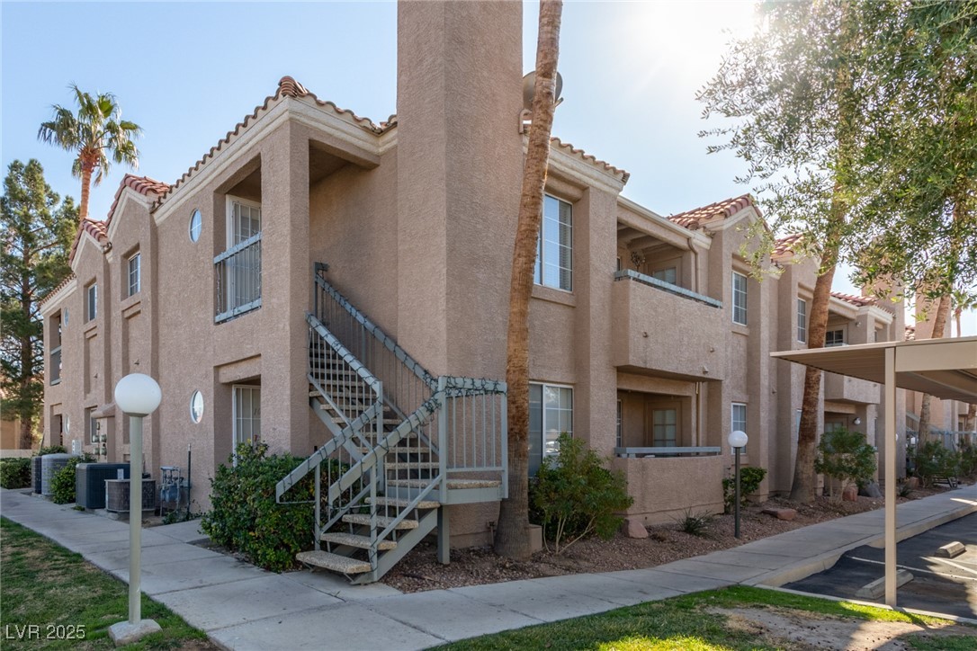 1375 East Hacienda Avenue 201 Property Photo 4