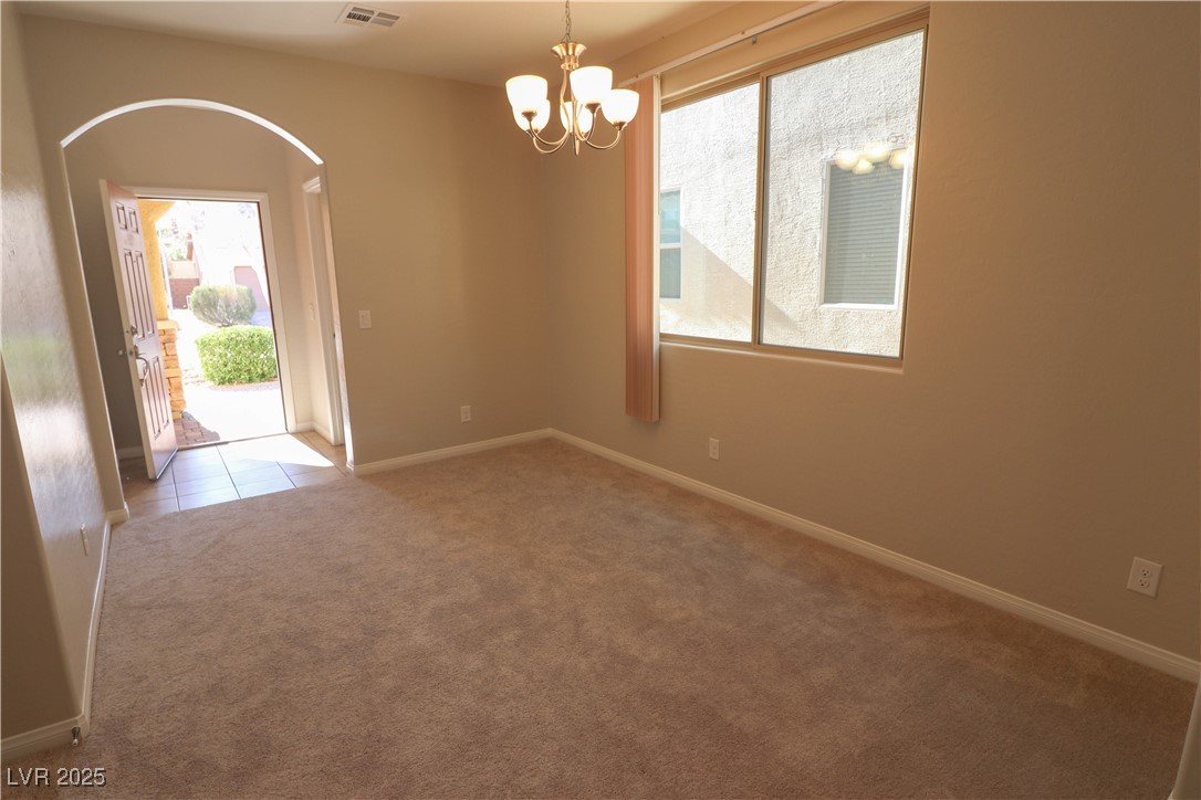 242 Botanic Gardens Drive Property Photo 6