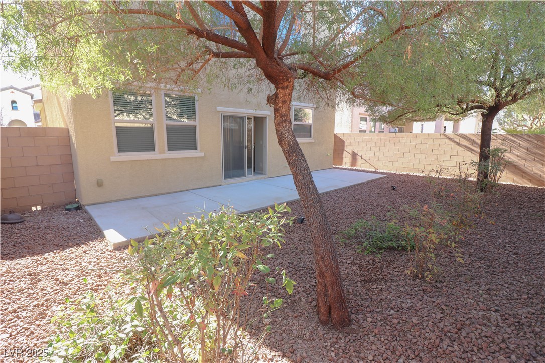 242 Botanic Gardens Drive Property Photo 41
