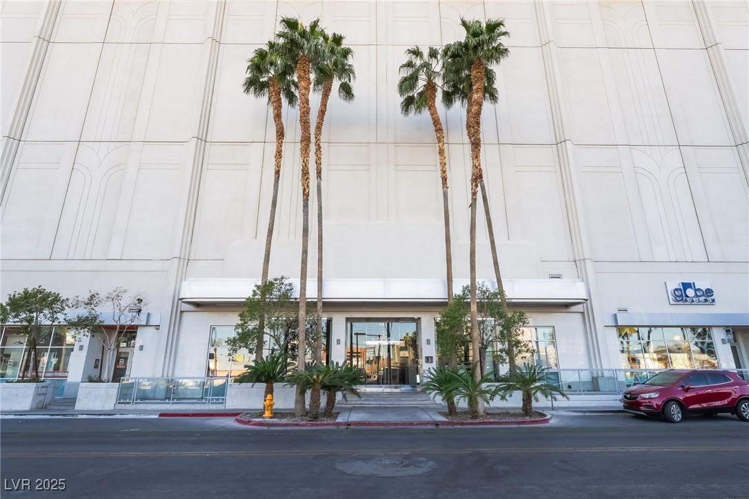 900 Las Vegas Boulevard 904 Property Photo 2