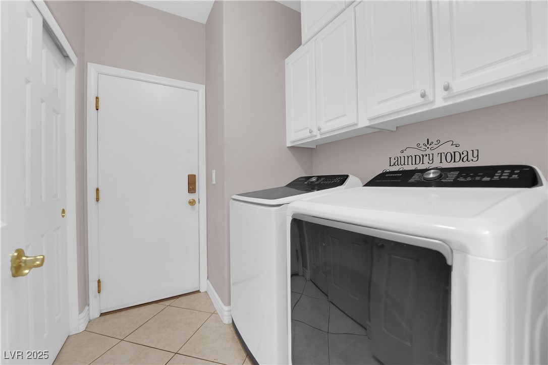2413 Cook Out Court Property Photo 23