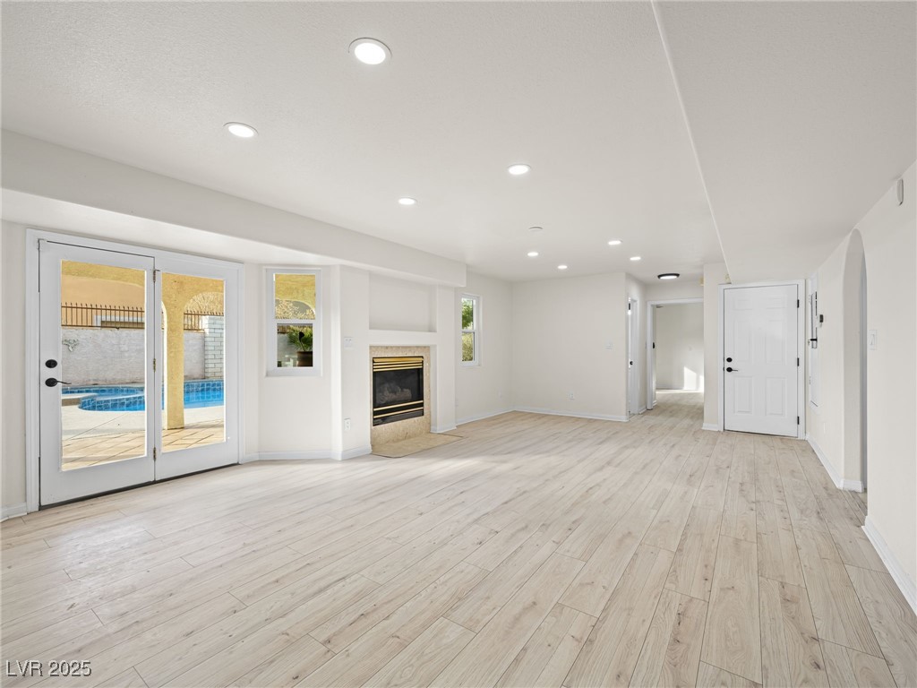 908 Primrose Lane Property Photo 15