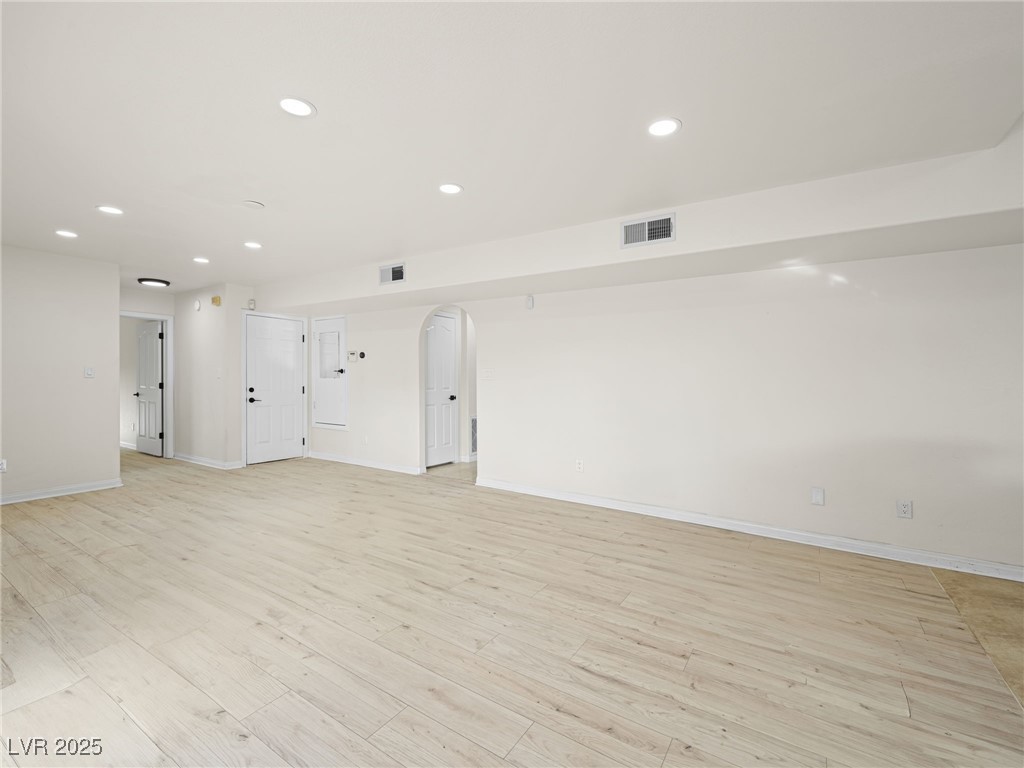 908 Primrose Lane Property Photo 16