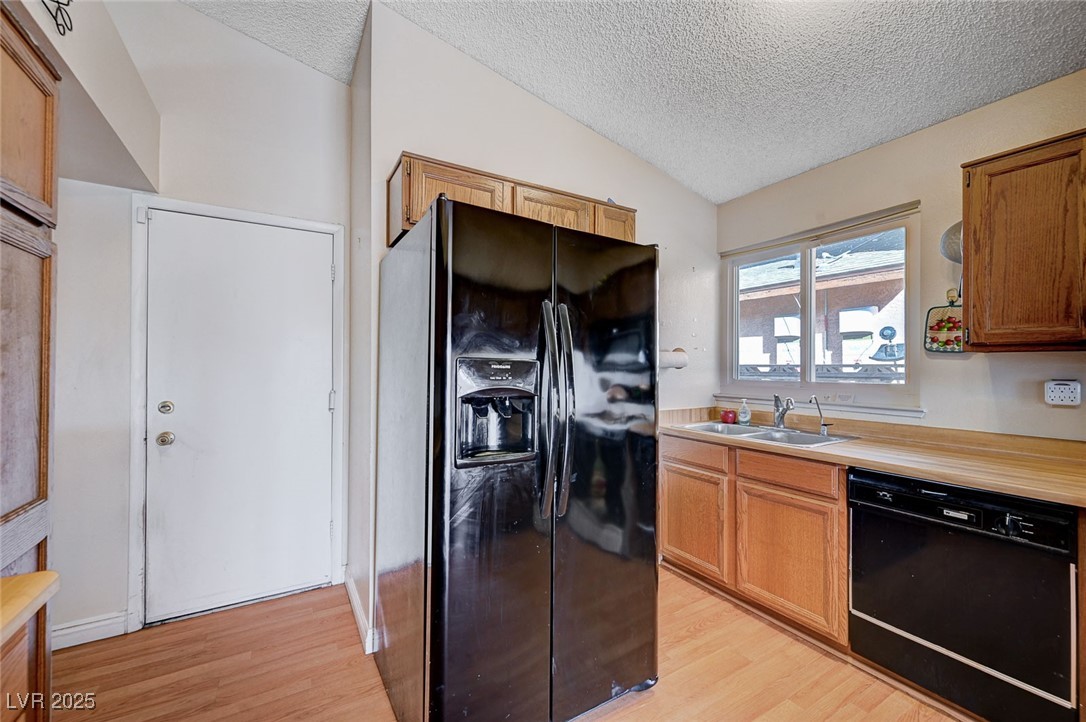 5767 Tabitha Avenue Property Photo 36