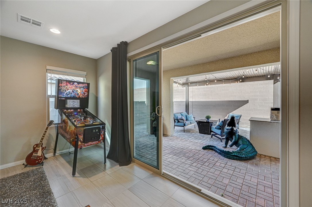 12898 Slipknot Street Property Photo 35