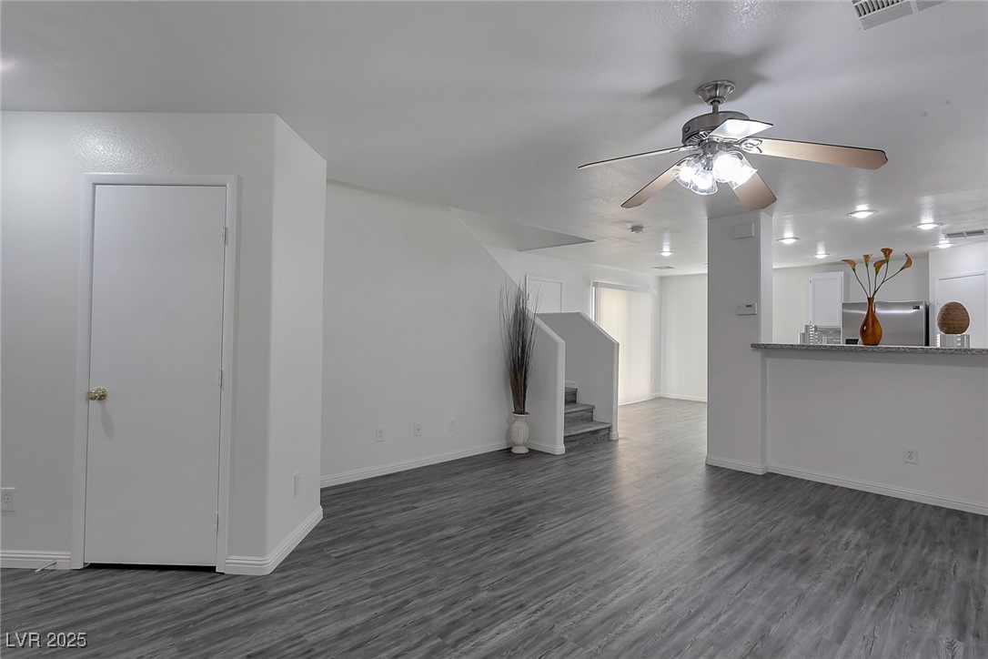 8359 Golden Amber Street Property Photo 5