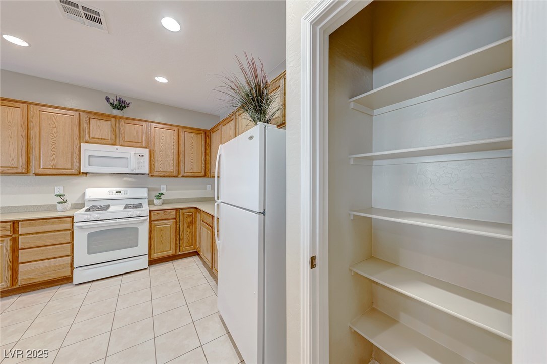 2571 Jada Drive Property Photo 22