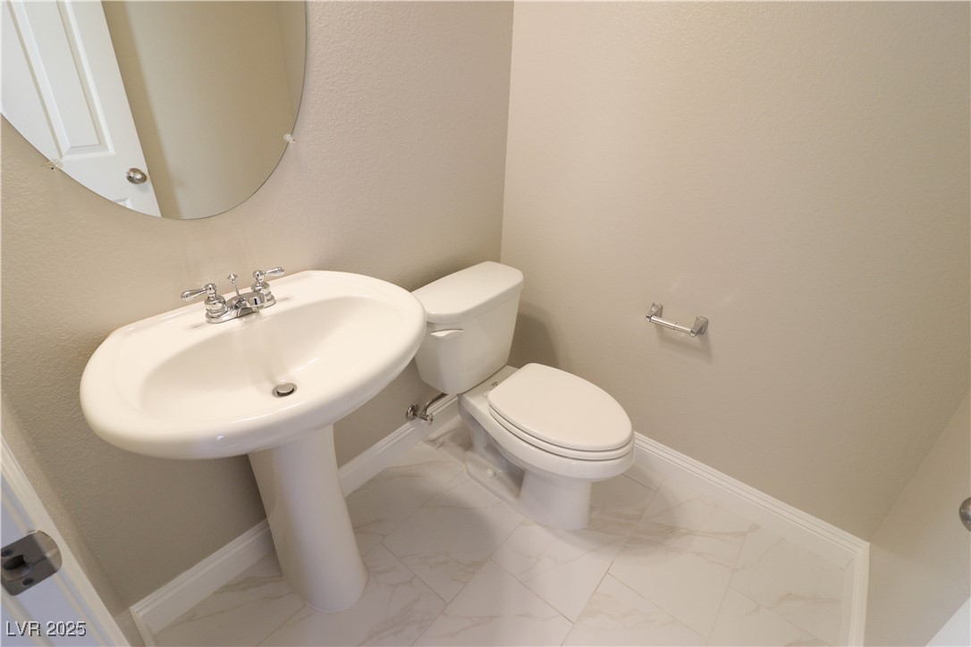 8353 Stillhouse Court Property Photo 4