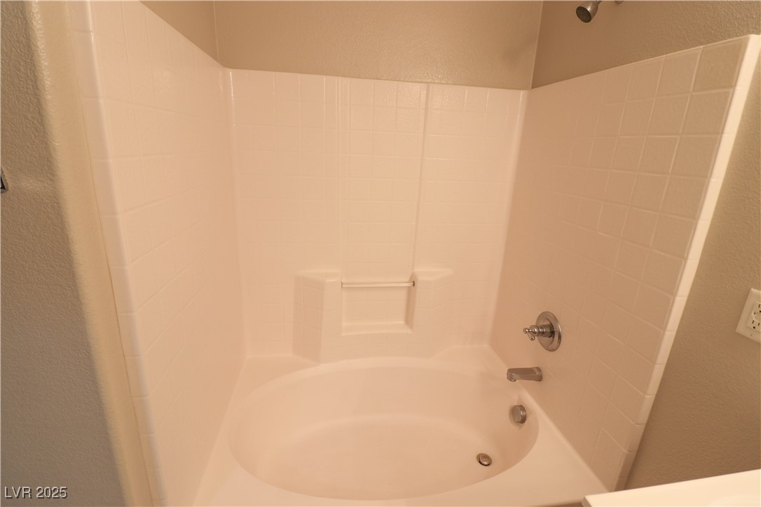 8353 Stillhouse Court Property Photo 24