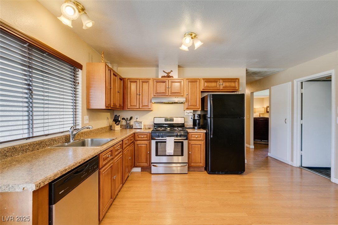 7037 Pleasant View Avenue Property Photo 8