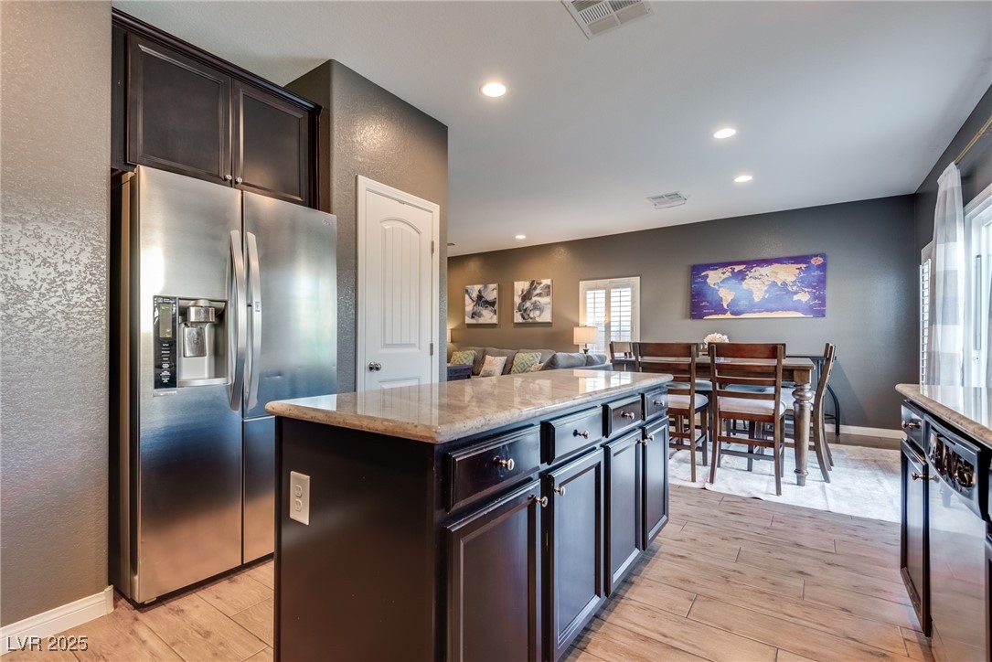 8736 Summoners Court Property Photo 15
