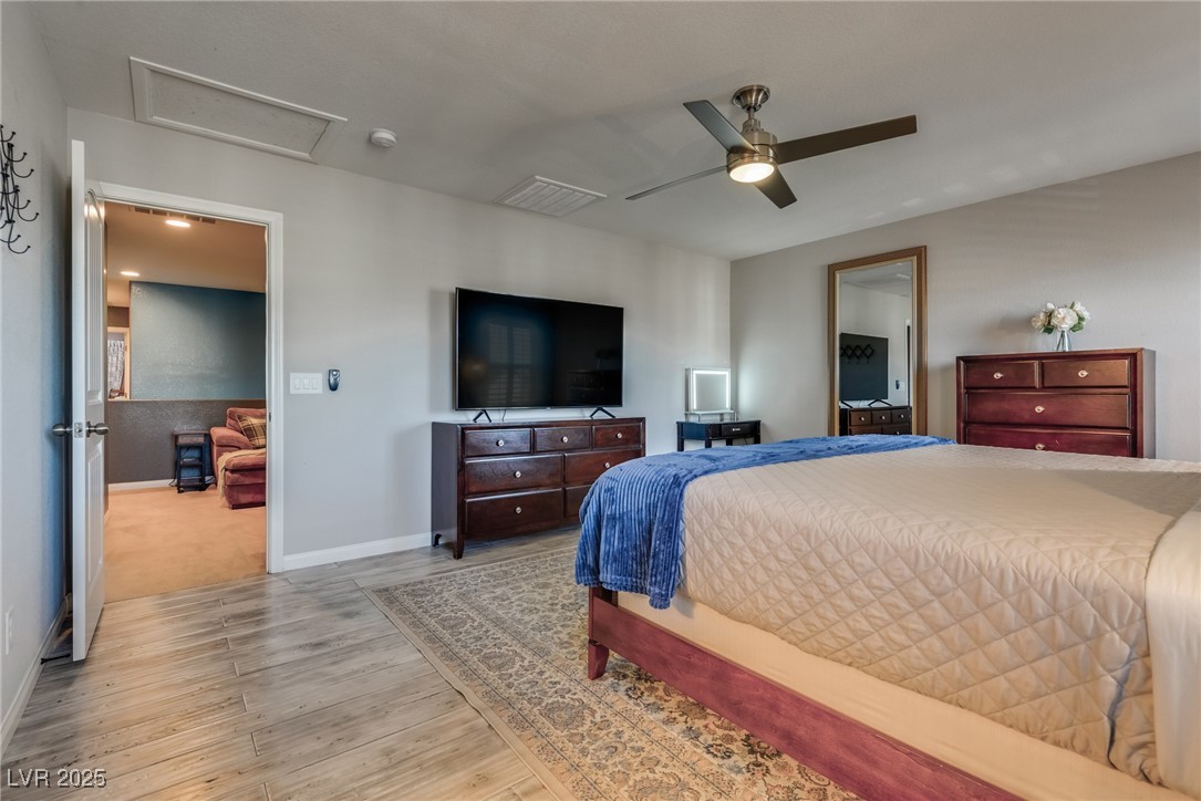 8736 Summoners Court Property Photo 24