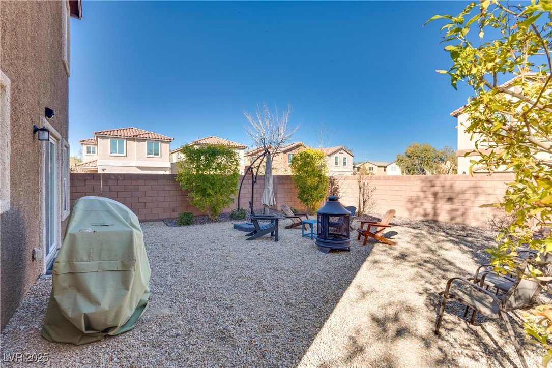 8736 Summoners Court Property Photo 40