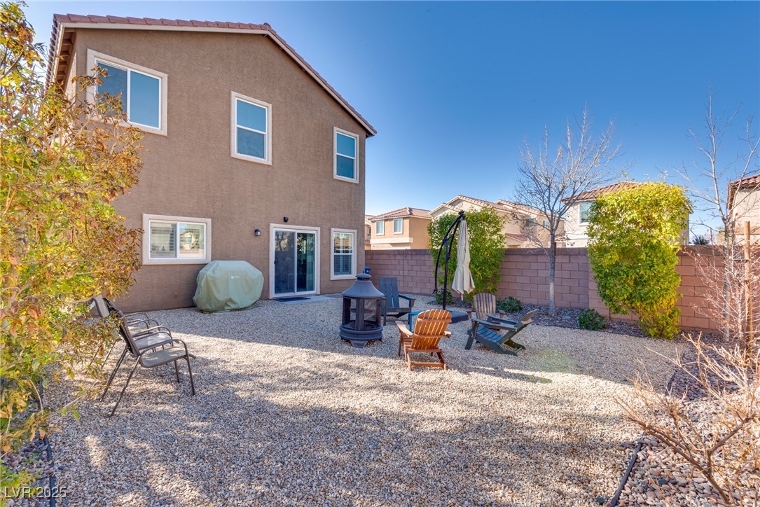 8736 Summoners Court Property Photo 43