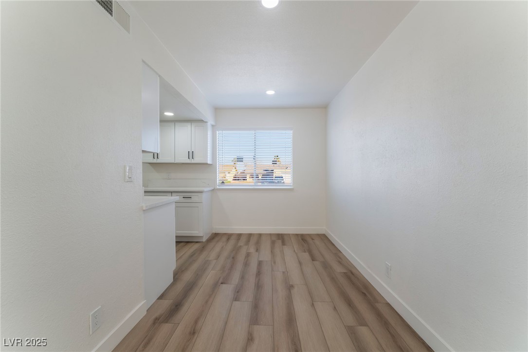 705 North Torrey Pines Drive Property Photo 13