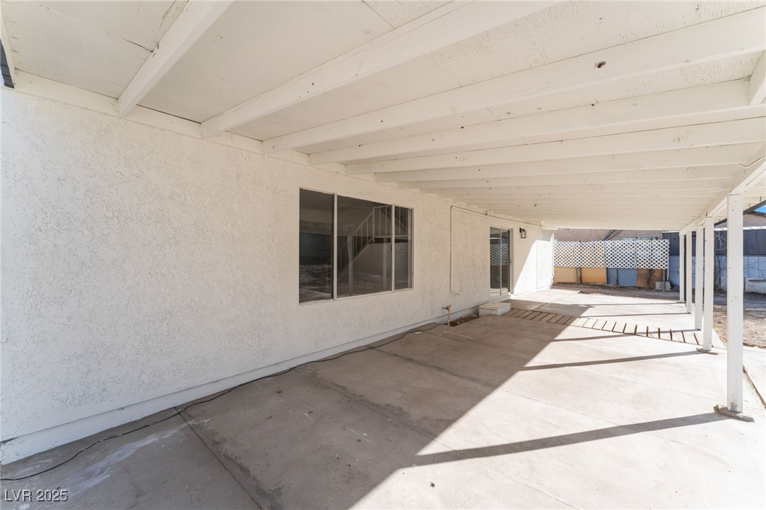 705 North Torrey Pines Drive Property Photo 40